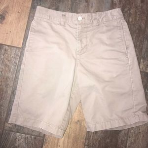 Vineyard Vines boys khaki shorts 12